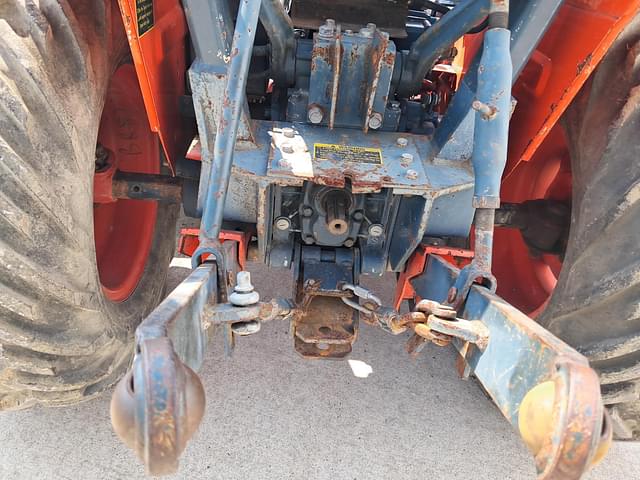 Image of Kubota B1750 equipment image 3