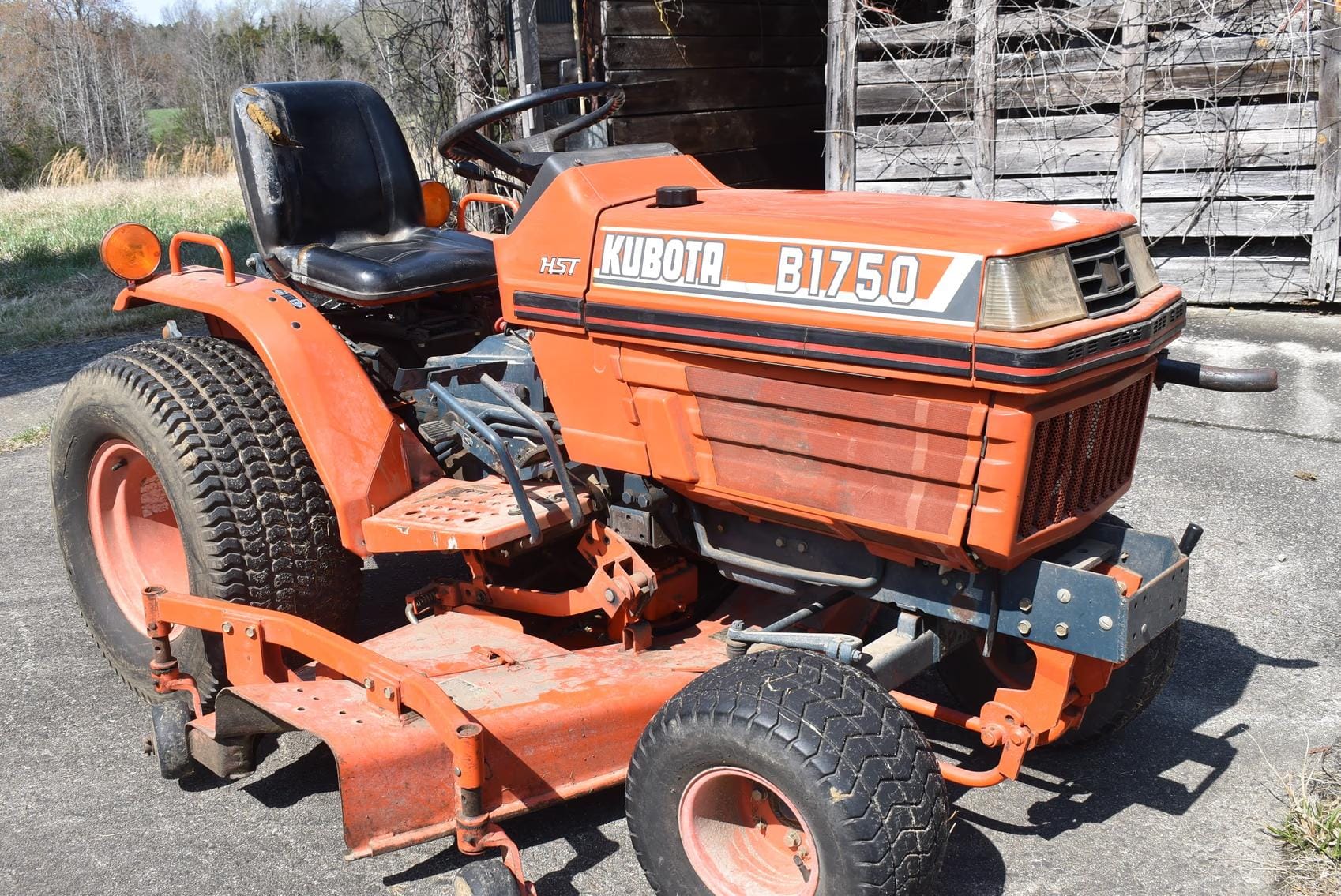 Kubota B1750 Equipment Image0