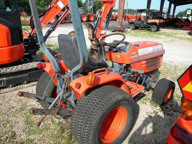 Image of Kubota B1750 equipment image 2