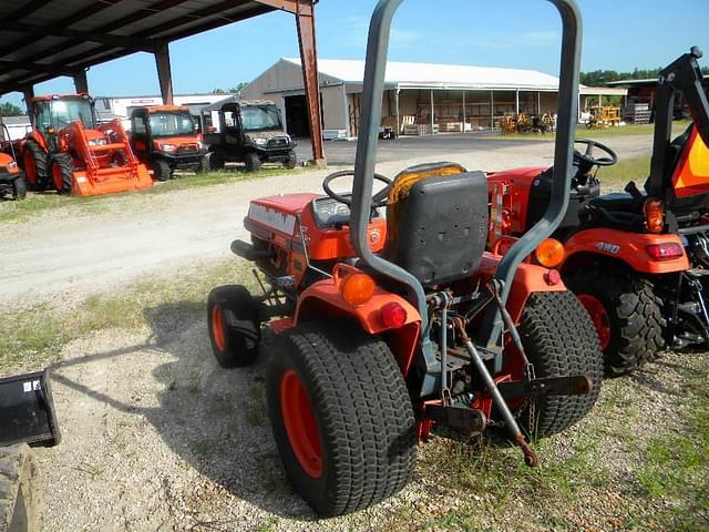Image of Kubota B1750 equipment image 3