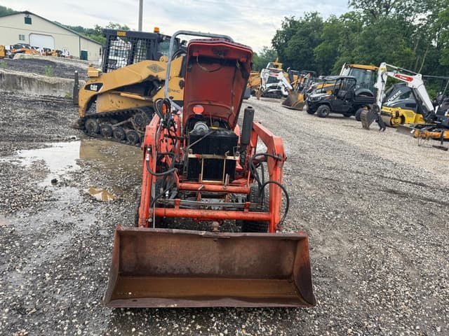 Image of Kubota B1750 equipment image 2