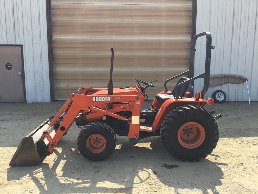 Main image Kubota B20