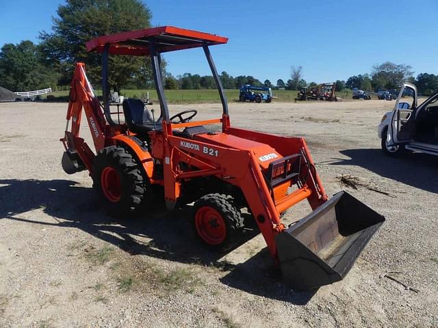 Image of Kubota B21 equipment image 1