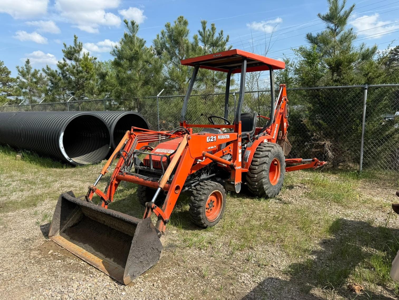 Kubota B21 Equipment Image0