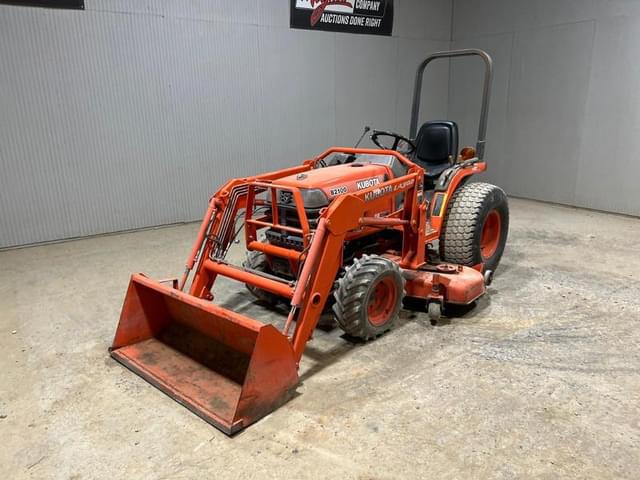 Image of Kubota B2100 equipment image 1
