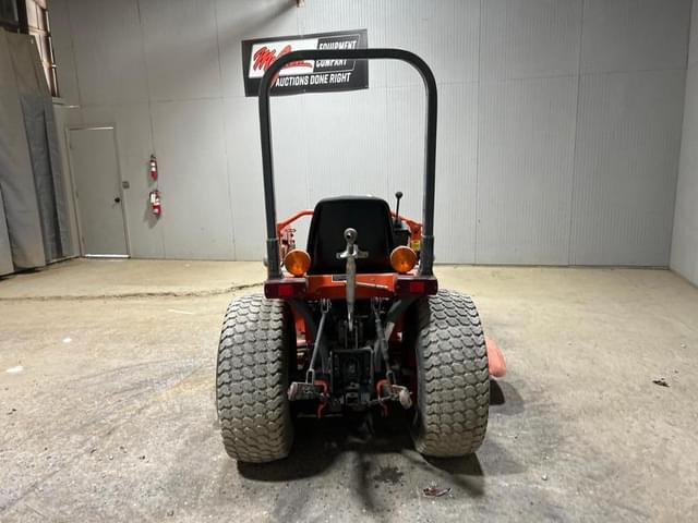 Image of Kubota B2100 equipment image 3