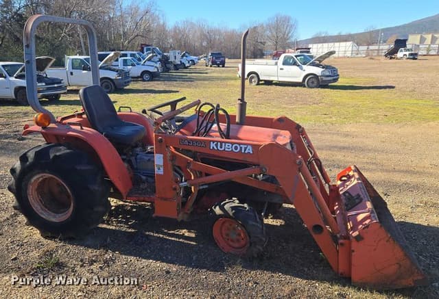 Image of Kubota B2150 equipment image 3