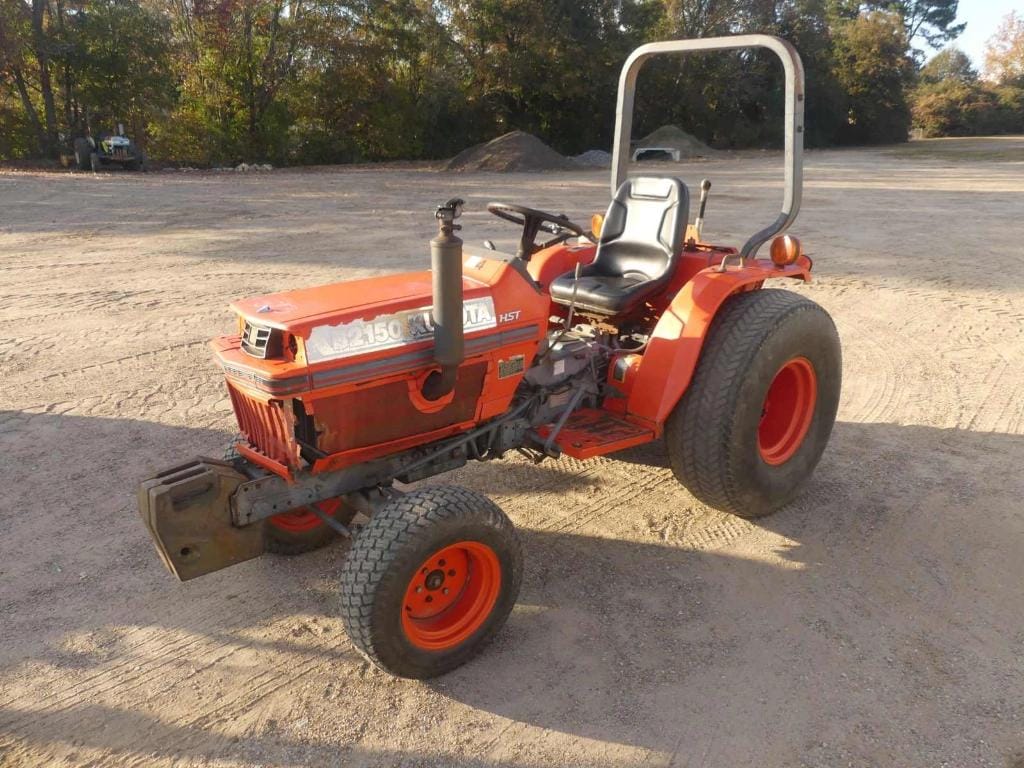 Kubota B2150 Equipment Image0