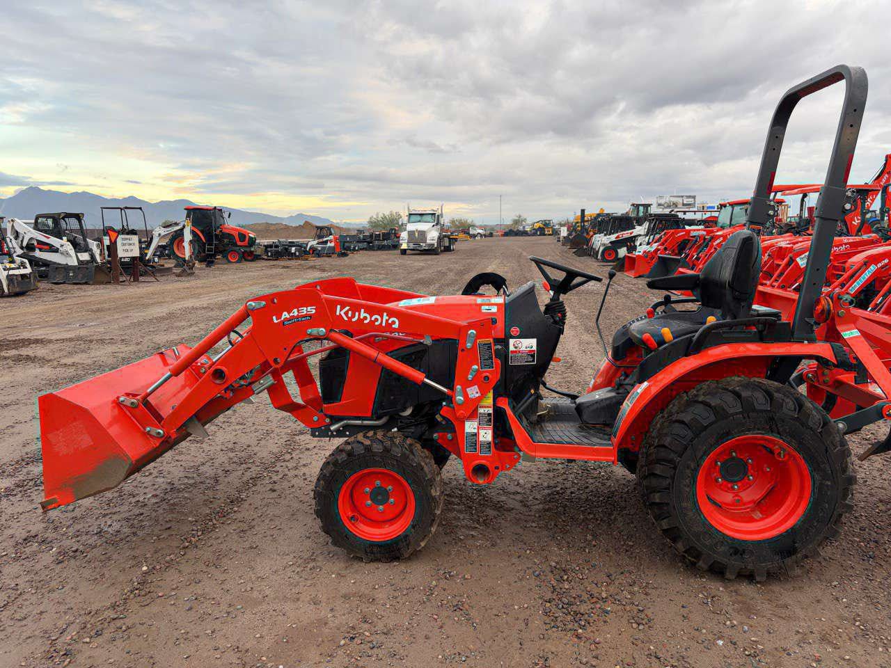 Kubota B2301 Equipment Image0