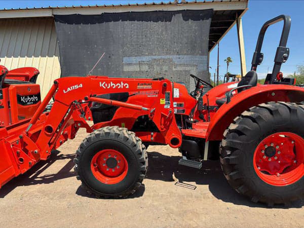 Image of Kubota B2301 equipment image 1