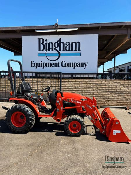 Image of Kubota B2301 equipment image 1