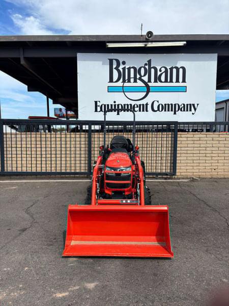 Image of Kubota B2301 equipment image 2