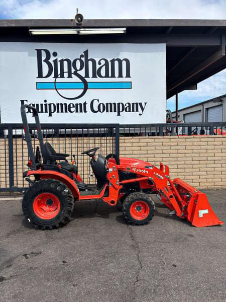 Image of Kubota B2301 equipment image 4