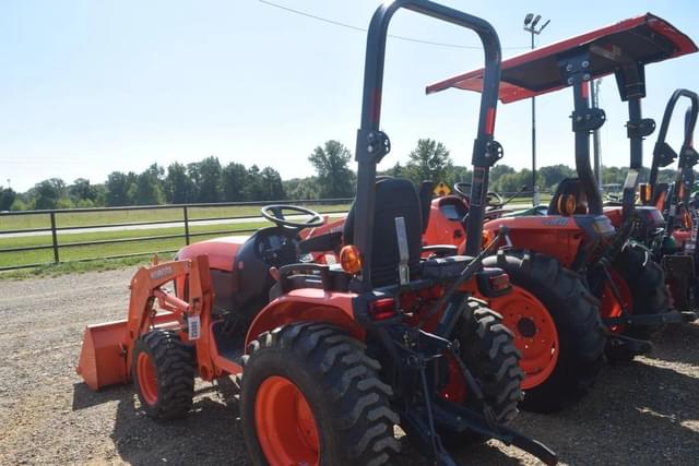 Image of Kubota B2301 equipment image 1
