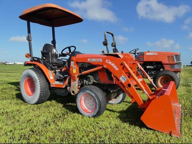 Image of Kubota B2301 equipment image 1