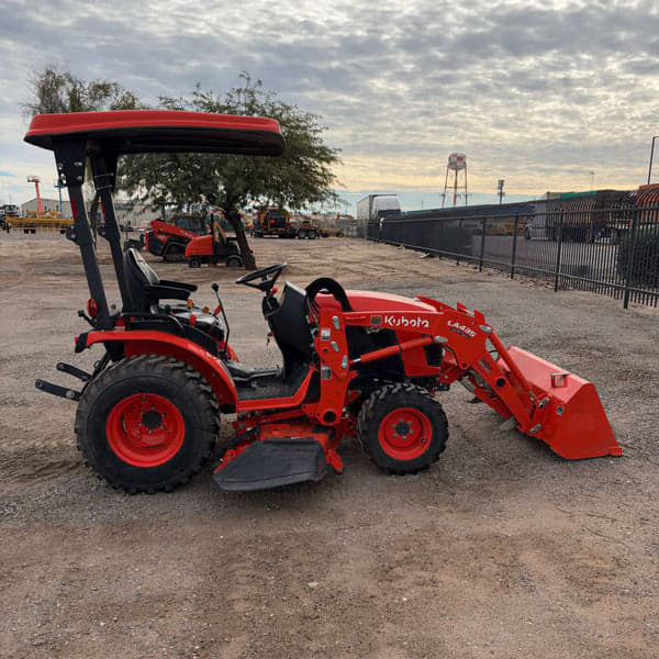 Image of Kubota B2301HSD equipment image 1
