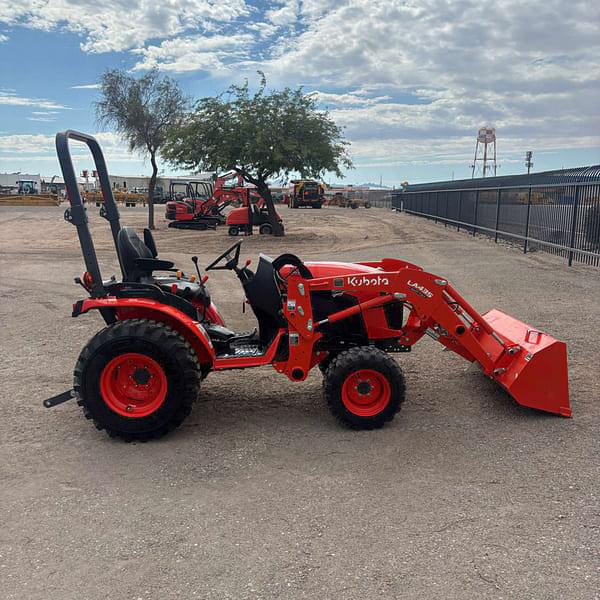 Image of Kubota B2301HSD equipment image 1