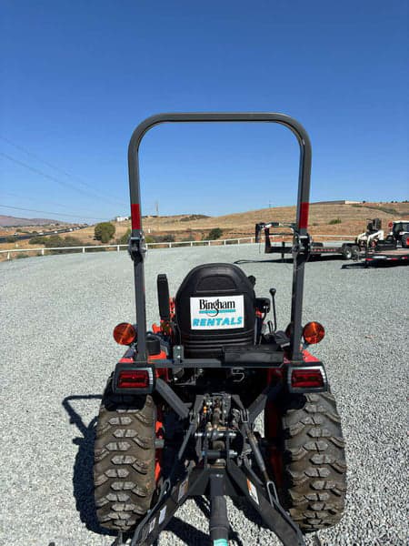 Image of Kubota B2301 equipment image 3