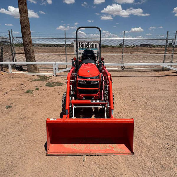 Image of Kubota B2301 equipment image 2