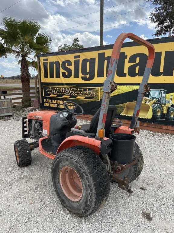 Image of Kubota B2320 equipment image 1