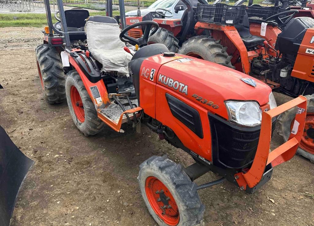 Image of Kubota B2320 Primary image