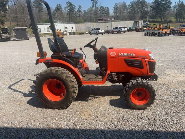 Image of Kubota B2320 equipment image 3