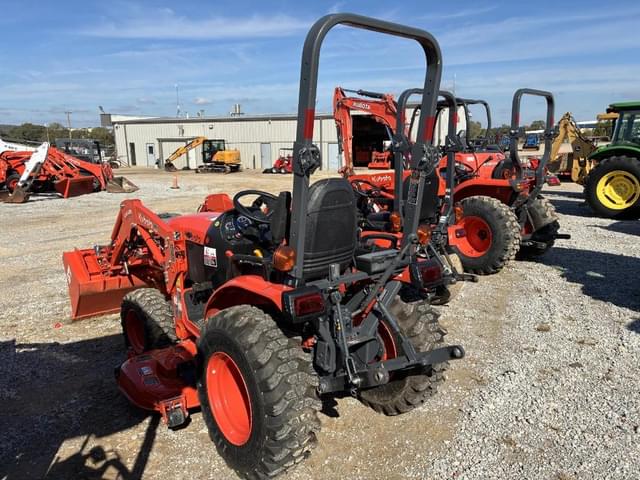 Image of Kubota B2601 equipment image 3