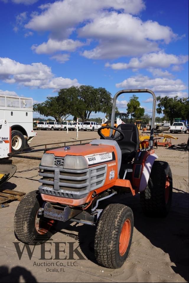 Image of Kubota B2400 equipment image 1