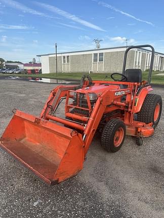 Image of Kubota B2400HSD equipment image 1