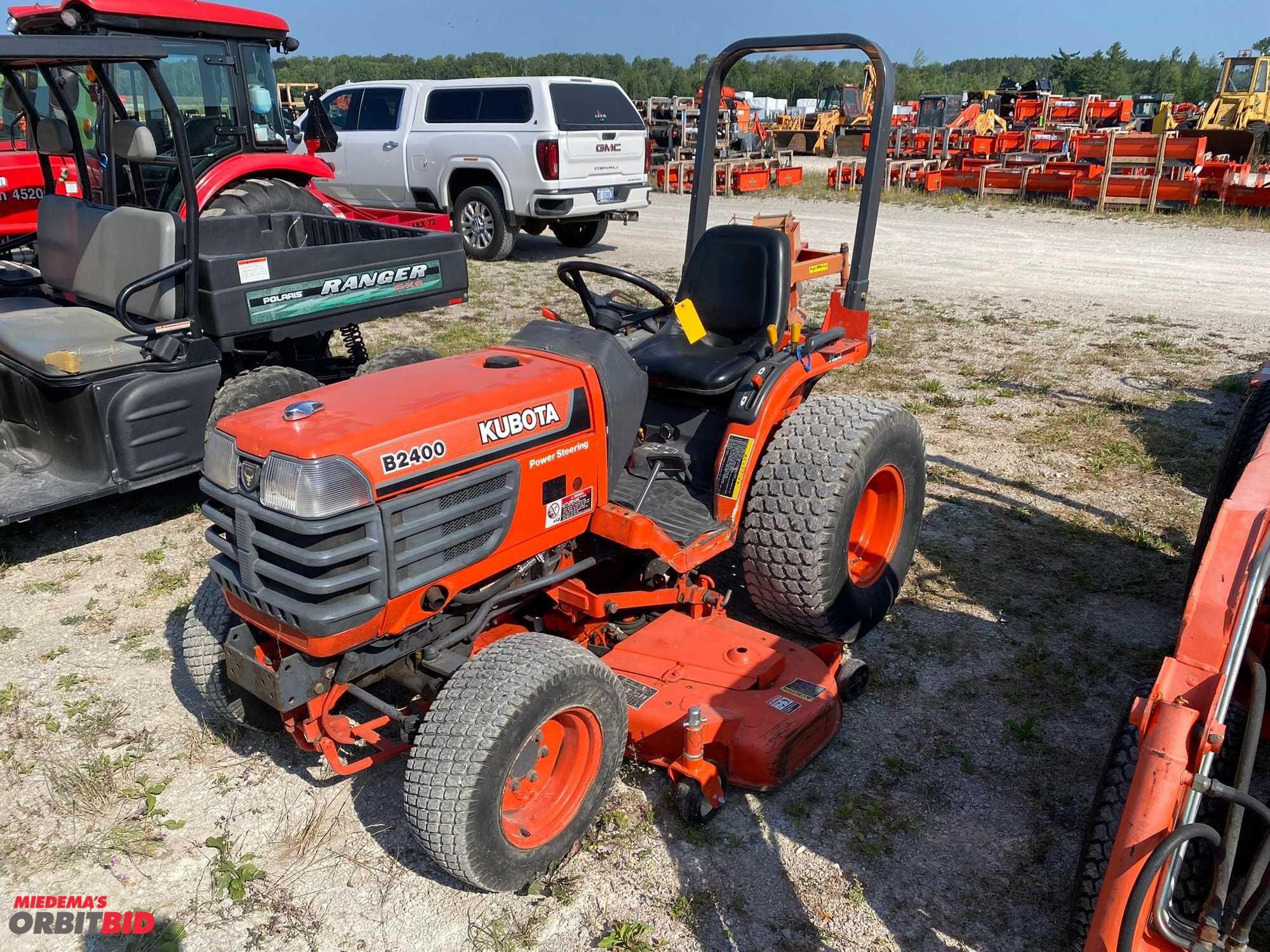 Main image Kubota B2400