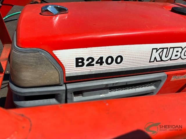 Image of Kubota B2400 equipment image 3