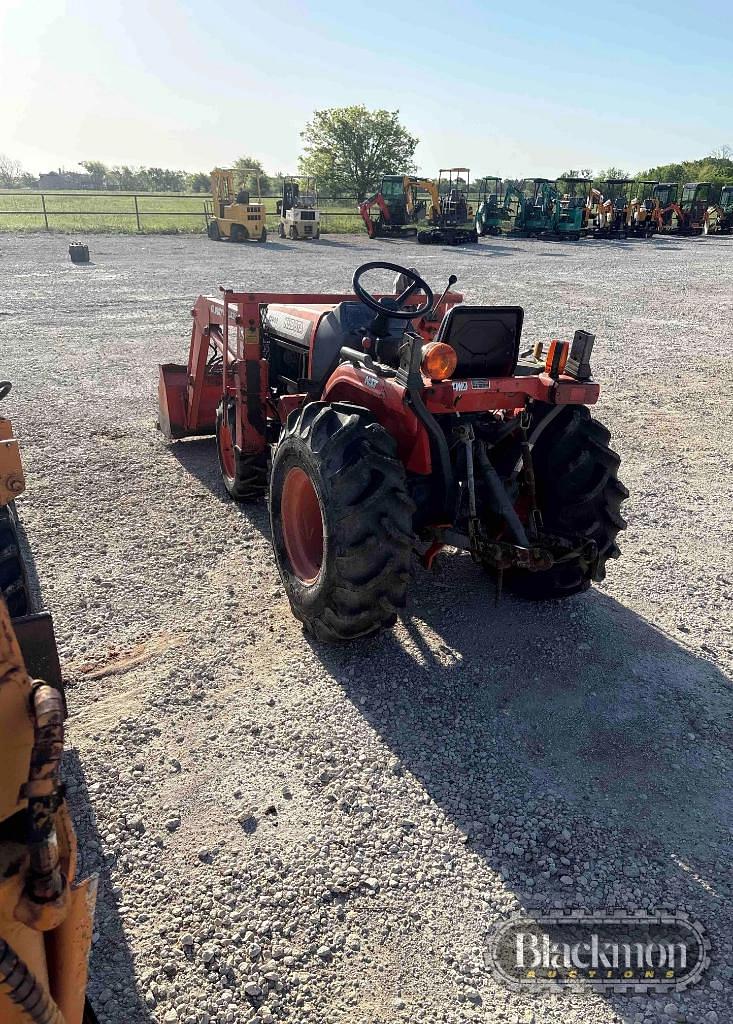 Image of Kubota B2400 Image 1