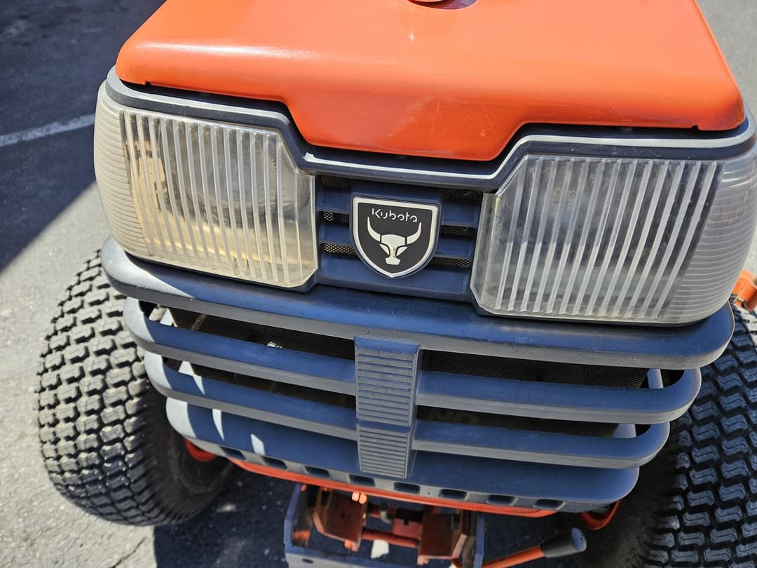 Image of Kubota B2400 Image 0