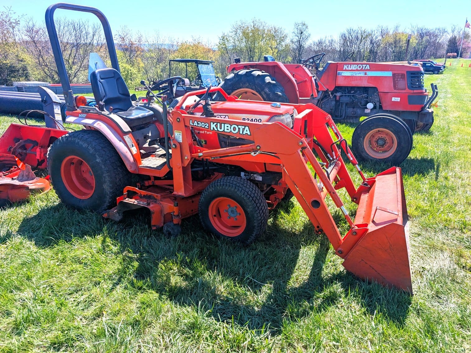 Kubota B2400 Equipment Image0