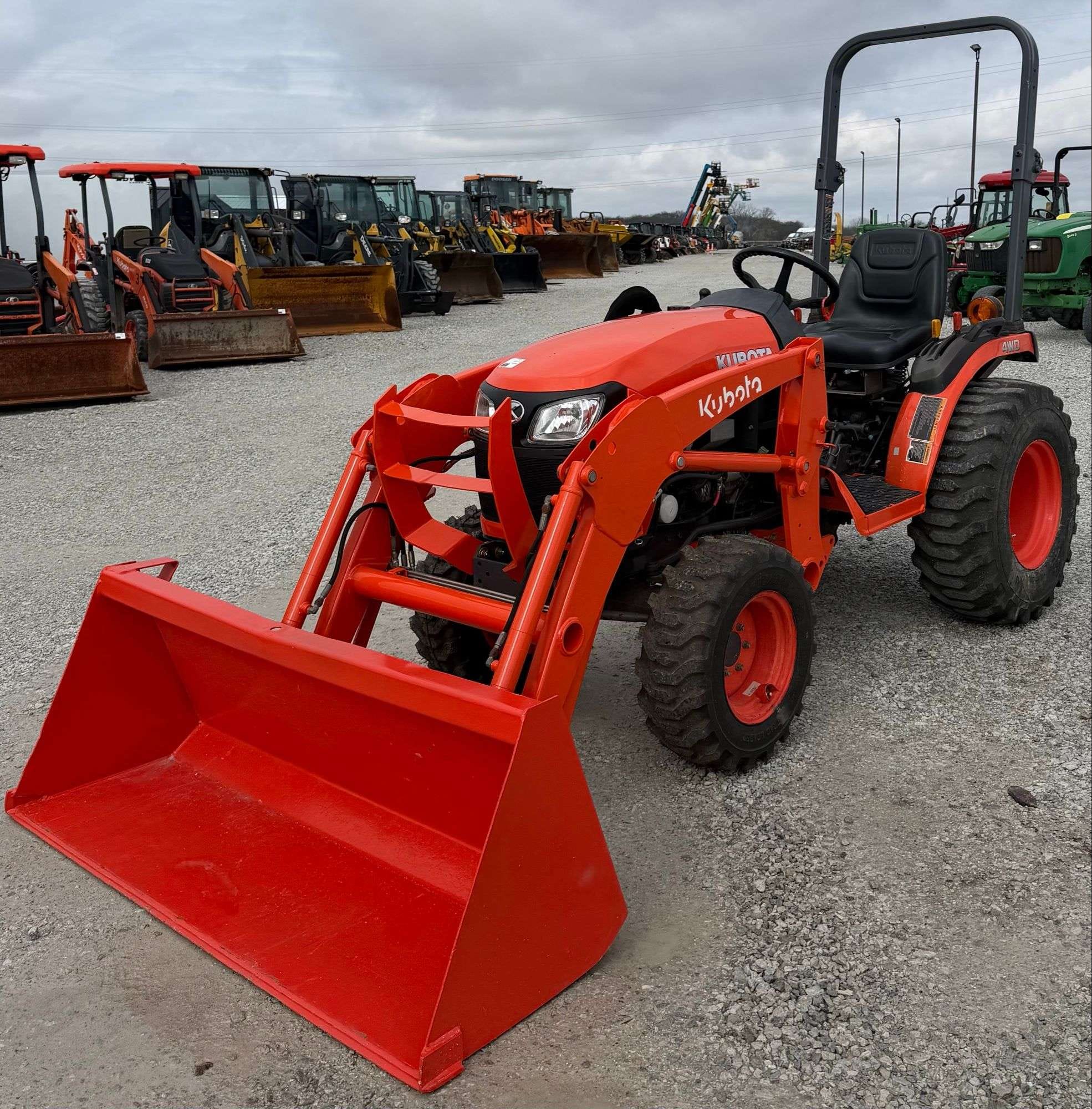 Main image Kubota B2401