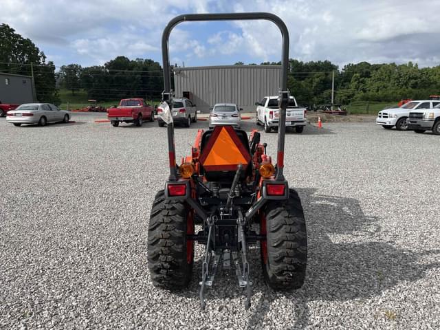 Image of Kubota B2401DT equipment image 3