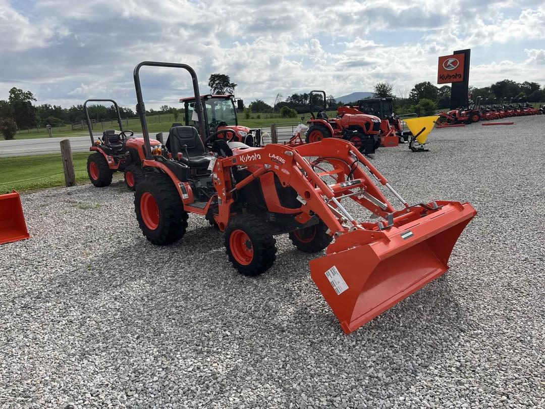 Image of Kubota B2401DT Primary image