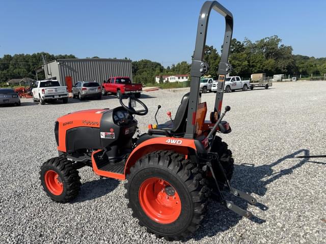 Image of Kubota B2401 equipment image 4