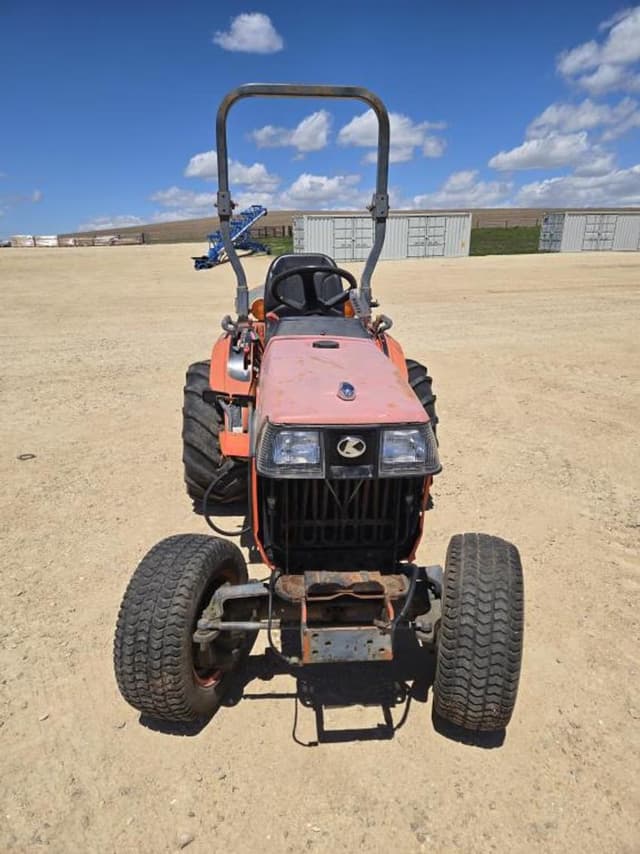 Image of Kubota B2410 equipment image 1