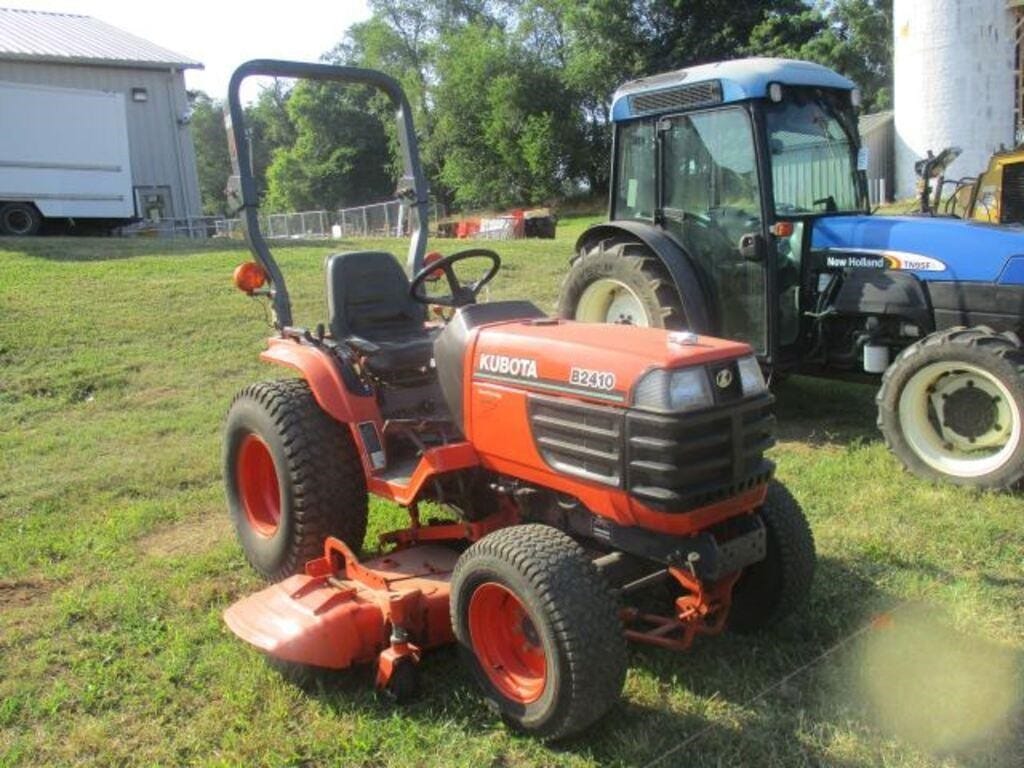Kubota B2410 Equipment Image0