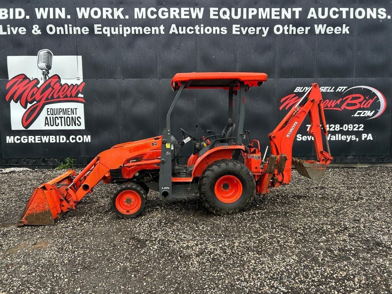 Kubota B26 Equipment Image0