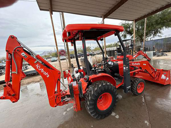 Image of Kubota B26 equipment image 1