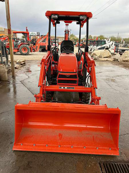 Image of Kubota B26 equipment image 2