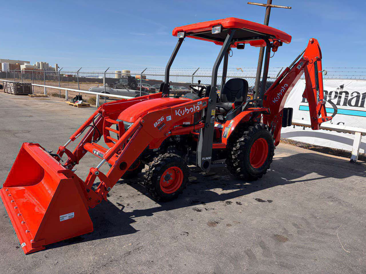 Kubota B26 Equipment Image0