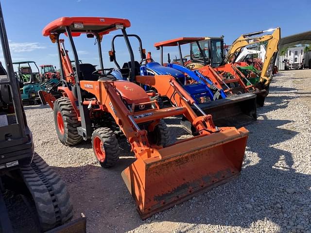 Image of Kubota B26 equipment image 1