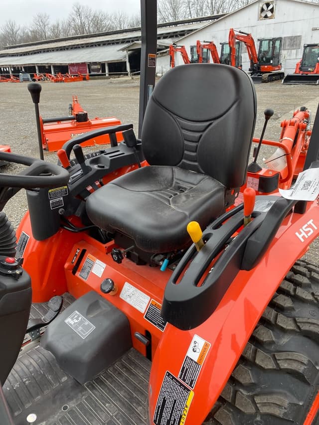 Image of Kubota B26 equipment image 1