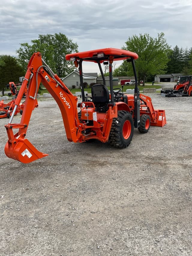 Image of Kubota B26 equipment image 2