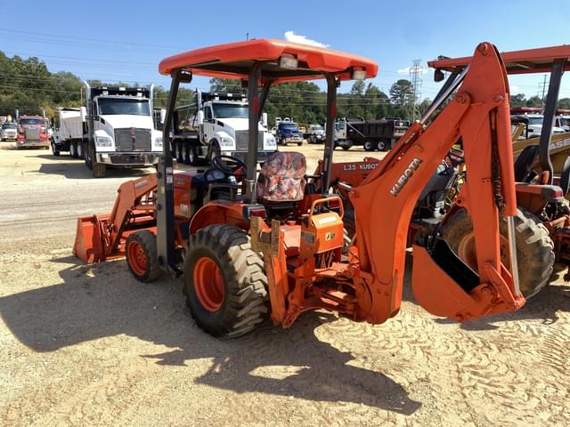 Image of Kubota B26 equipment image 1