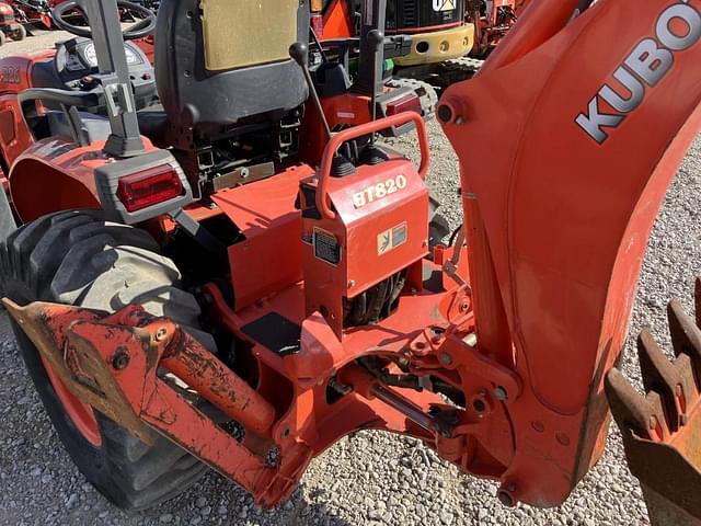 Image of Kubota B26 equipment image 4