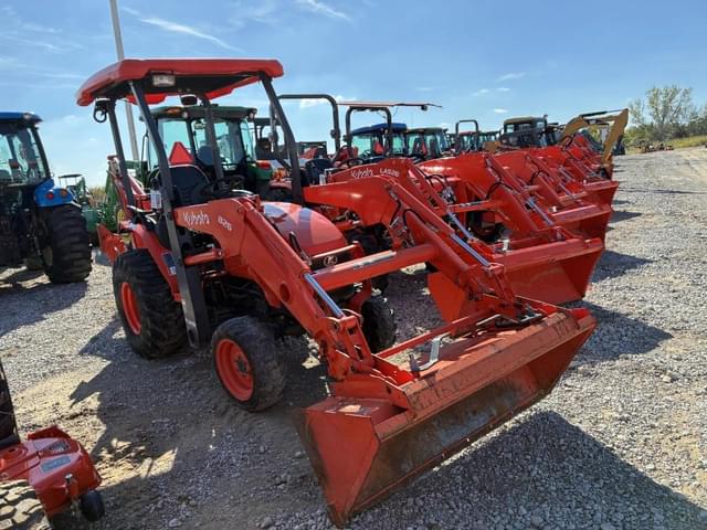 Image of Kubota B26 equipment image 1